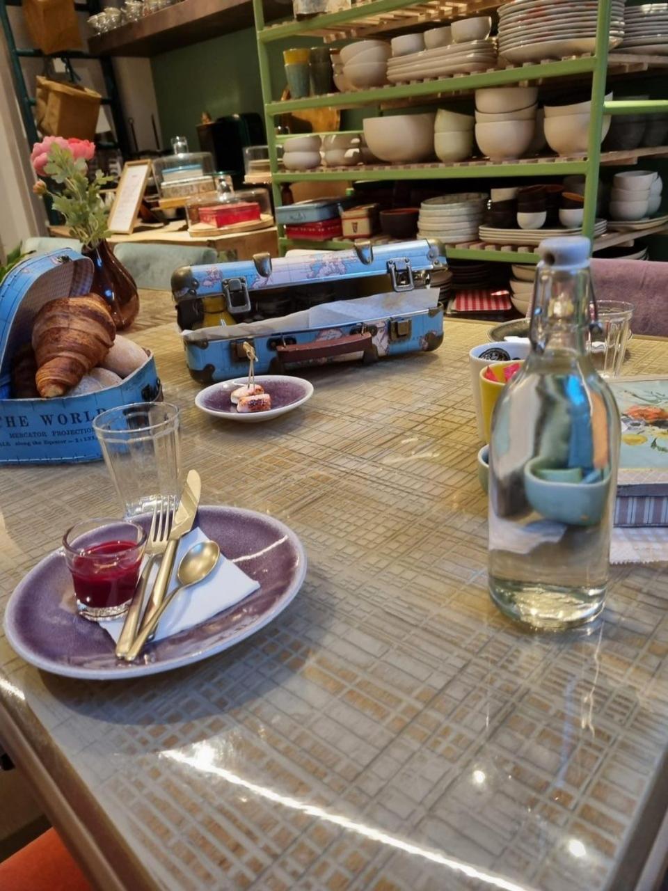 Barefoodgiulia Hotel ฮัสเซลต์ ภายนอก รูปภาพ