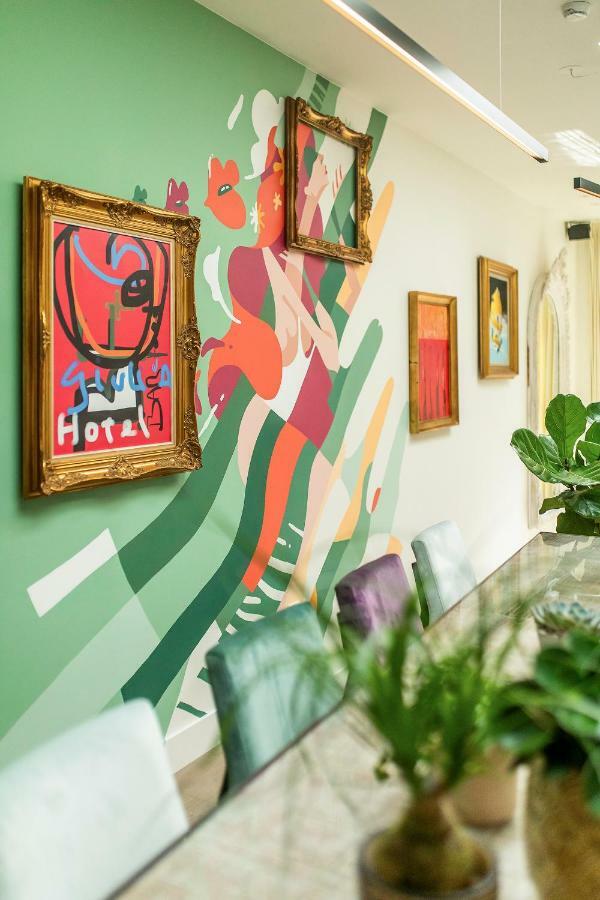 Barefoodgiulia Hotel ฮัสเซลต์ ภายนอก รูปภาพ